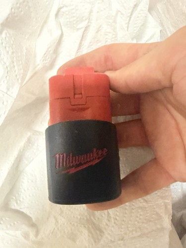 Milwaukee 12v battery - milwaukee,