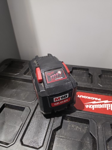 Milwaukee m18 12ah battery - 12ah,