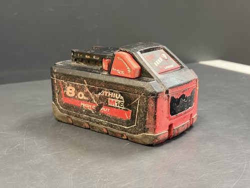 Milwaukee m18 8ah battery - milwaukee,