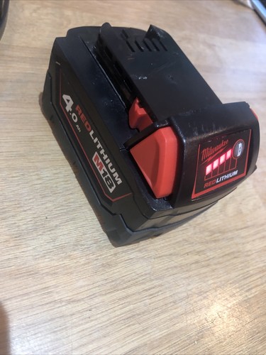 Milwaukee m18 18v - milwaukee,