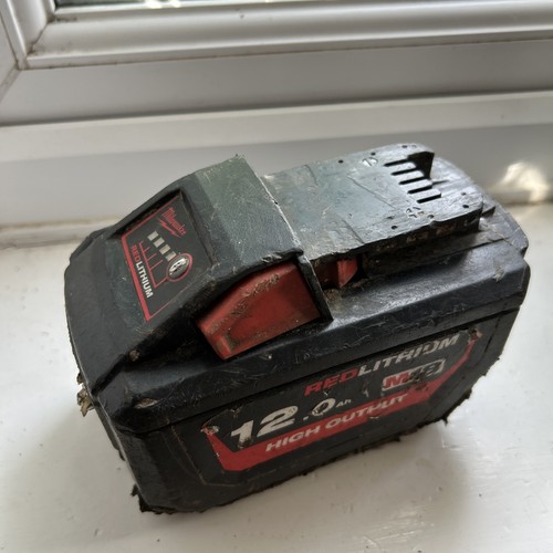 Milwaukee m18 12ah high - m18,